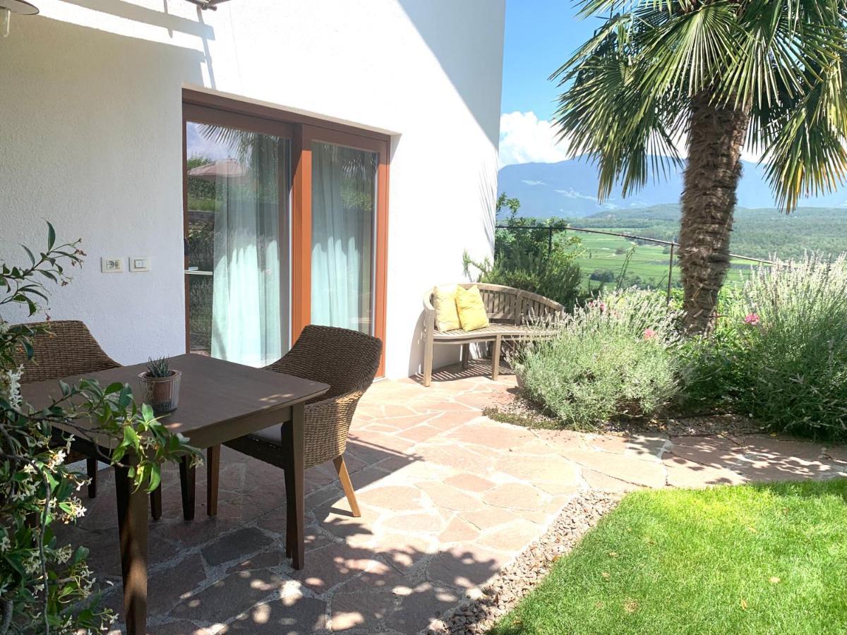 Weingut Weidlhof - Suite & Breakfast - Vacation For Wine Lovers 칼다로 외부 사진