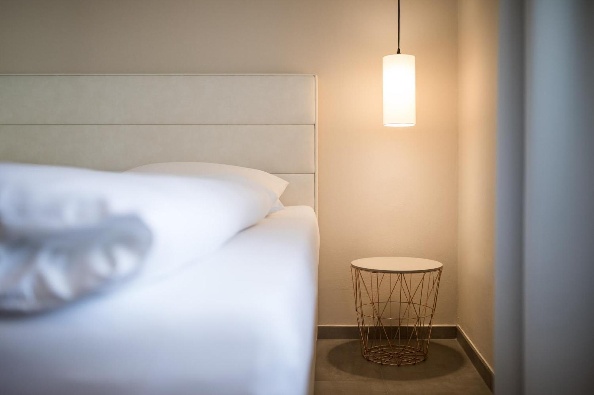 Weingut Weidlhof - Suite & Breakfast - Vacation For Wine Lovers 칼다로 외부 사진